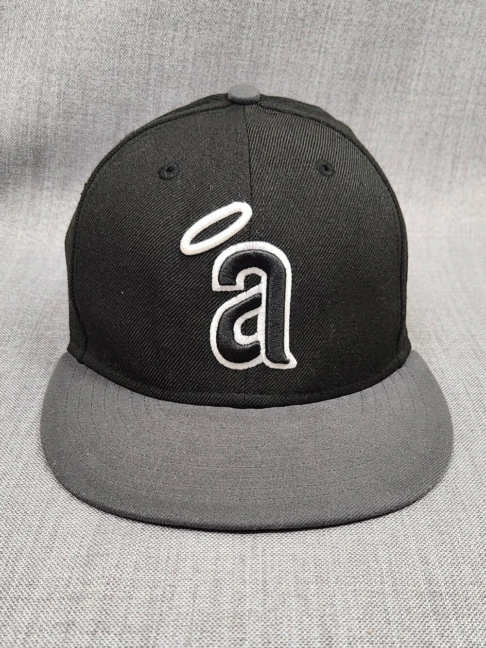 New Era LA Angeles Black and Grey Fitted Hat. 7